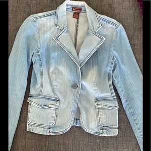 Casual blue jean jacket
